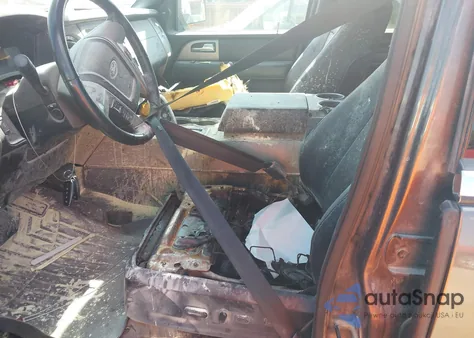 2016 Ford Expedition Limited z USA, uszkodzony, nr VIN 1FMJU2AT1GEF22769